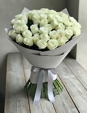 Букет 35 Белых роз в Куженере
