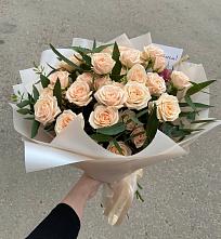Букет Кремовые розы Латте в Куженере