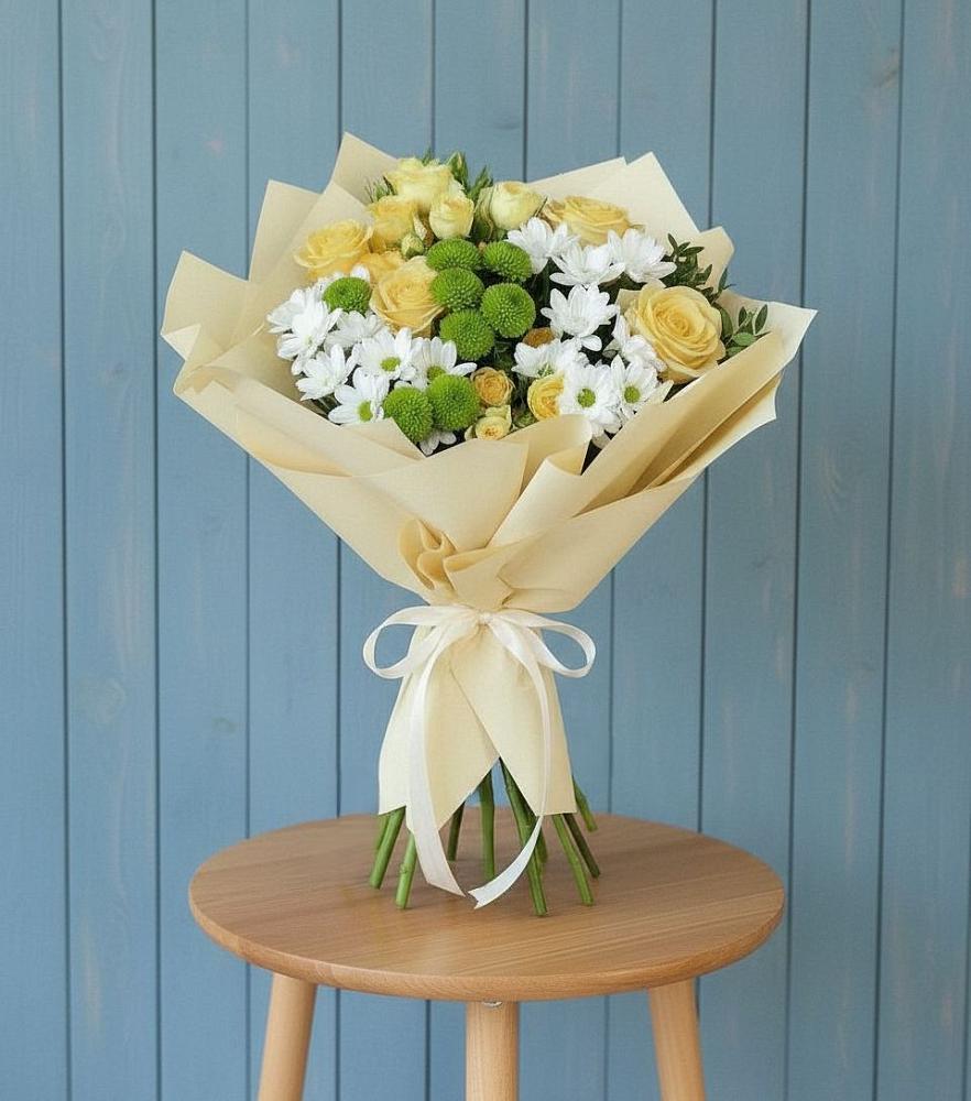 Букет цветов из: Хризантемы и Розы в Куженере