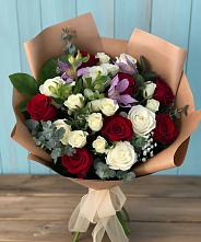 Букет цветов из:  Розы и Альстромерии #REPLACE_PRED# Куженере