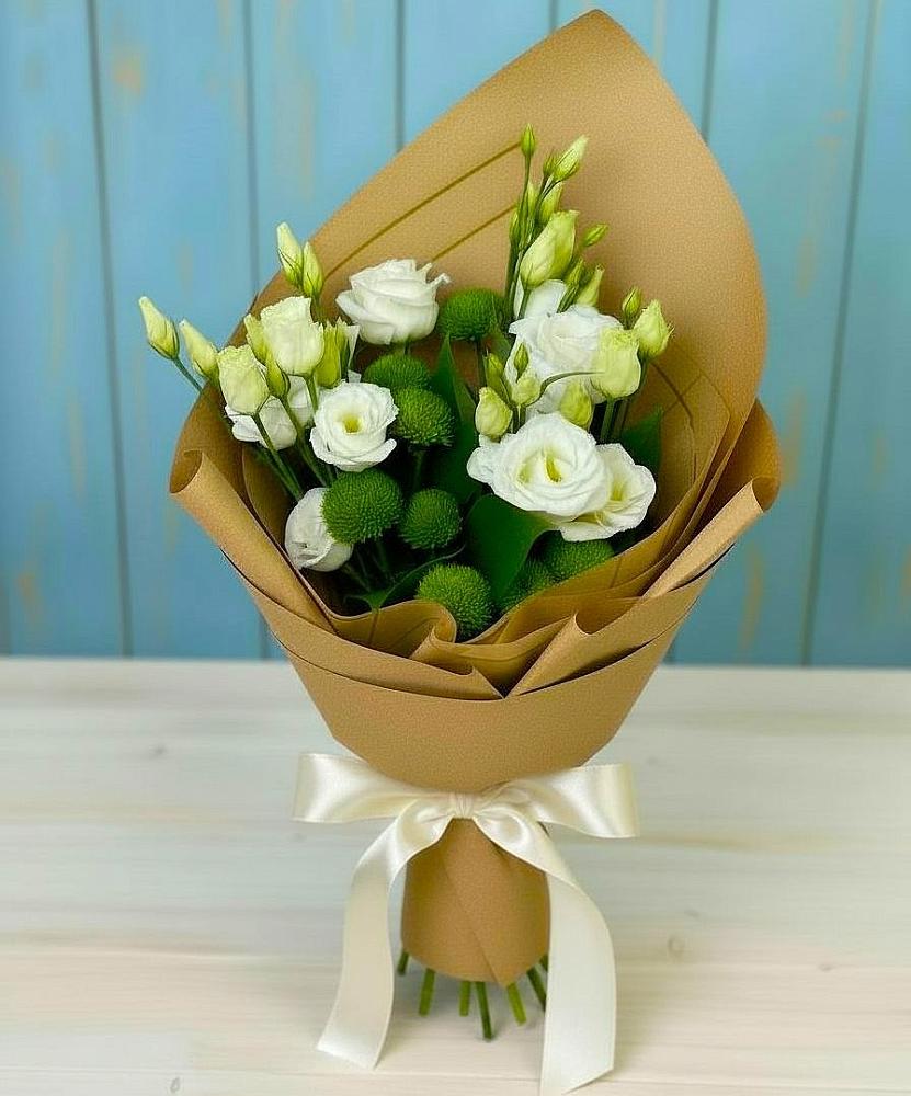 Букет цветов из: Хризантемы и Лизиантусы в Куженере