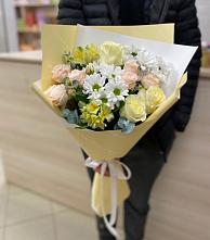 Букет цветов из:  Альстромерии, Розы и Хризантемы в Куженере