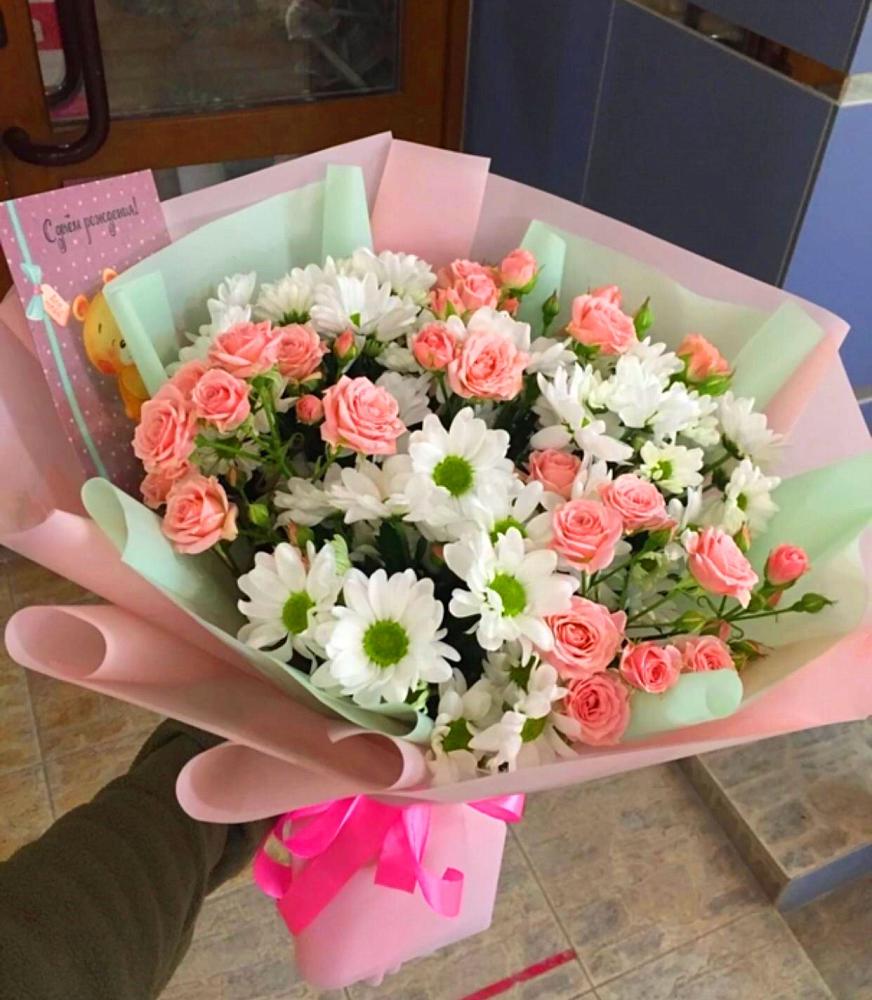 Букет цветов из: Розы и Хризантемы в Куженере