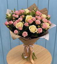 Букет цветов из:  Розы #REPLACE_PRED# Куженере