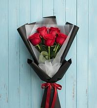 Букет цветов из:  Розы #REPLACE_PRED# Куженере
