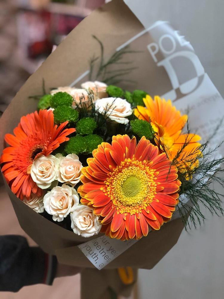 Букет цветов из: Герберы, Хризантемы и Розы в Куженере