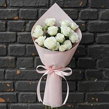 Букет цветов из:  Розы #REPLACE_PRED# Куженере