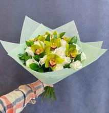 Букет цветов из:  Орхидеи и Розы в Куженере