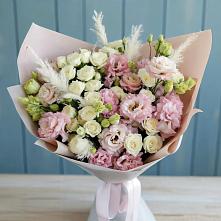 Букет цветов из:  Альстромерии и Розы в Куженере