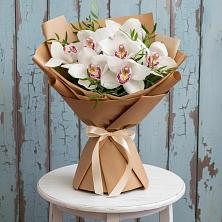 Букет цветов из:  Орхидеи и Розы в Куженере